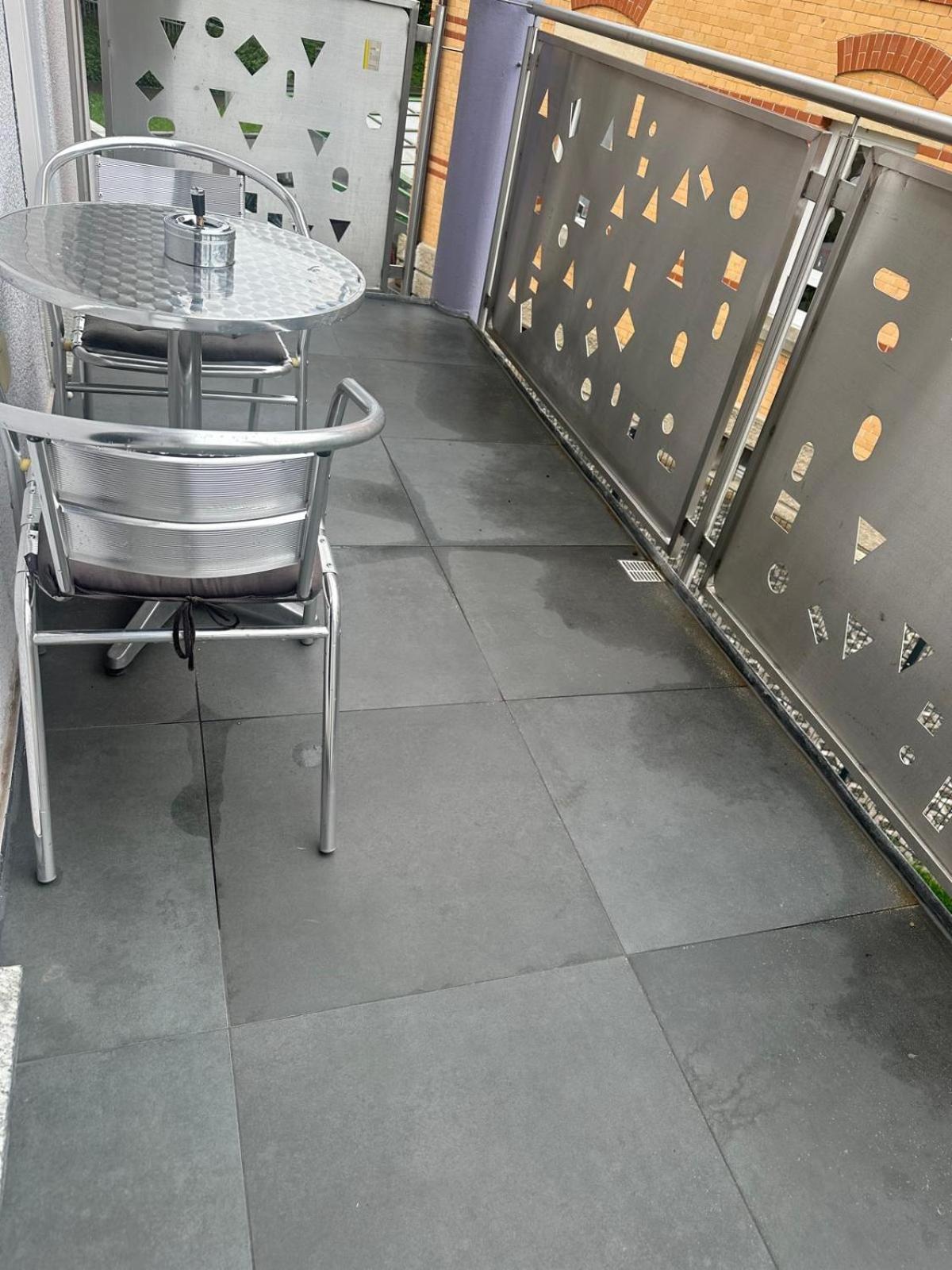 Flexible, Schoene Und Gut Aussehende Feriensuite Ройтлинген Экстерьер фото